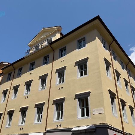 Cavana 3 Tirabora Short Rent Apartment Trieste Luaran gambar